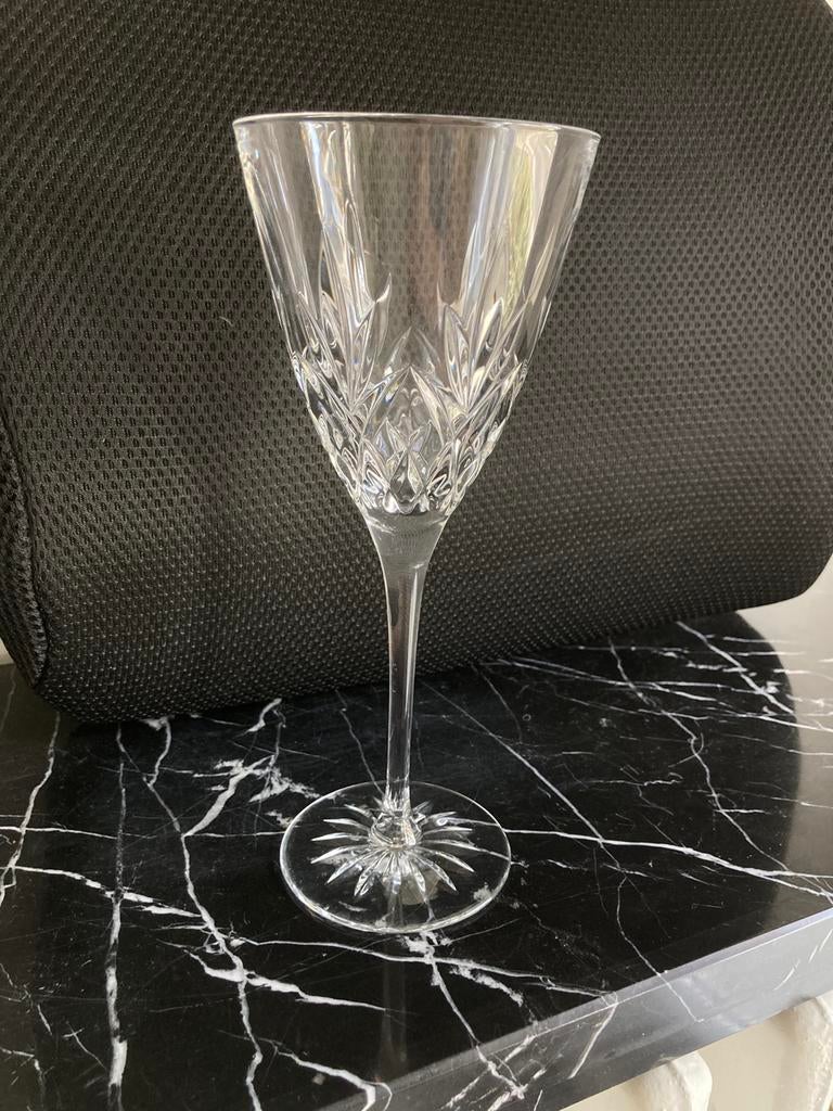 Dit is een vintage Edinburgh Crystal wijnglas 'Romeo', Verzamelen, Ophalen of Verzenden, Zo goed als nieuw