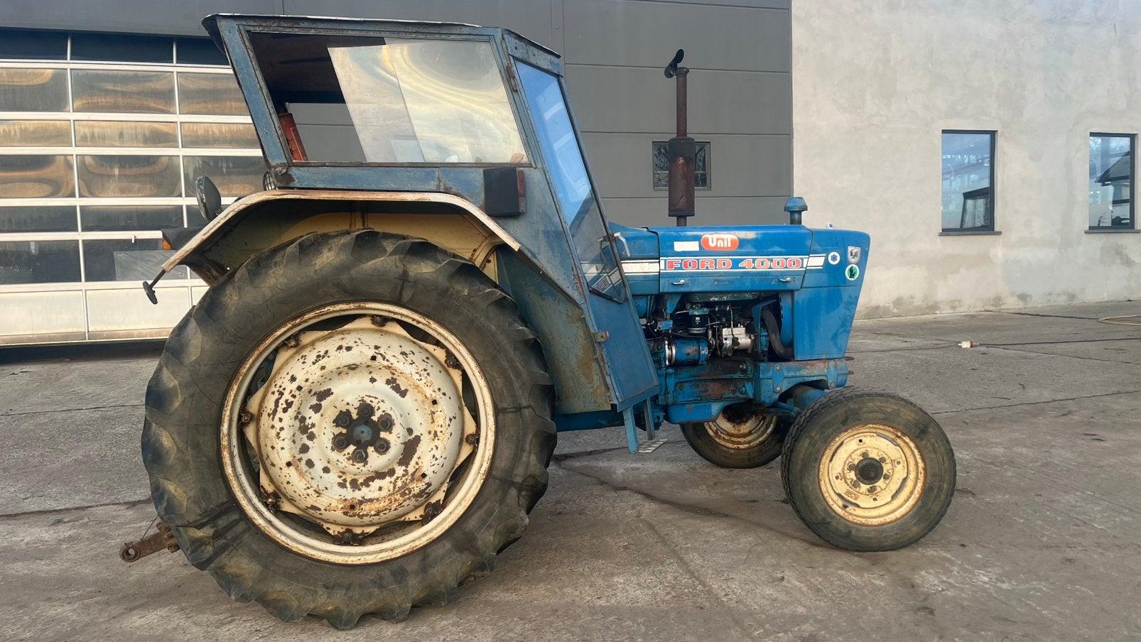 Ford 4000, Enlèvement, Ford