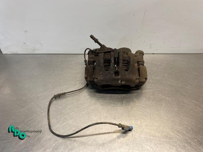 Etrier de frein (pince) avant gauche d'un Volkswagen Crafter, Volkswagen, -, 3 mois de garantie, Utilisé