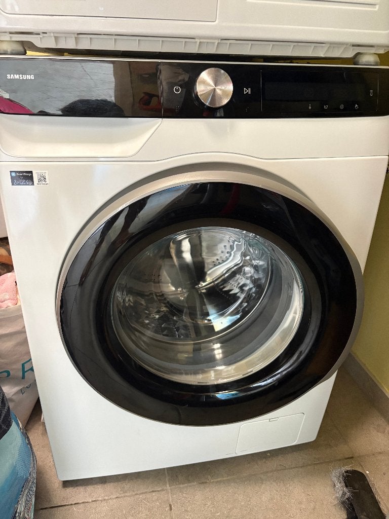 Washmachine, 1200 à 1600 tours, Enlèvement ou Envoi, 85 à 90 cm, Comme neuf