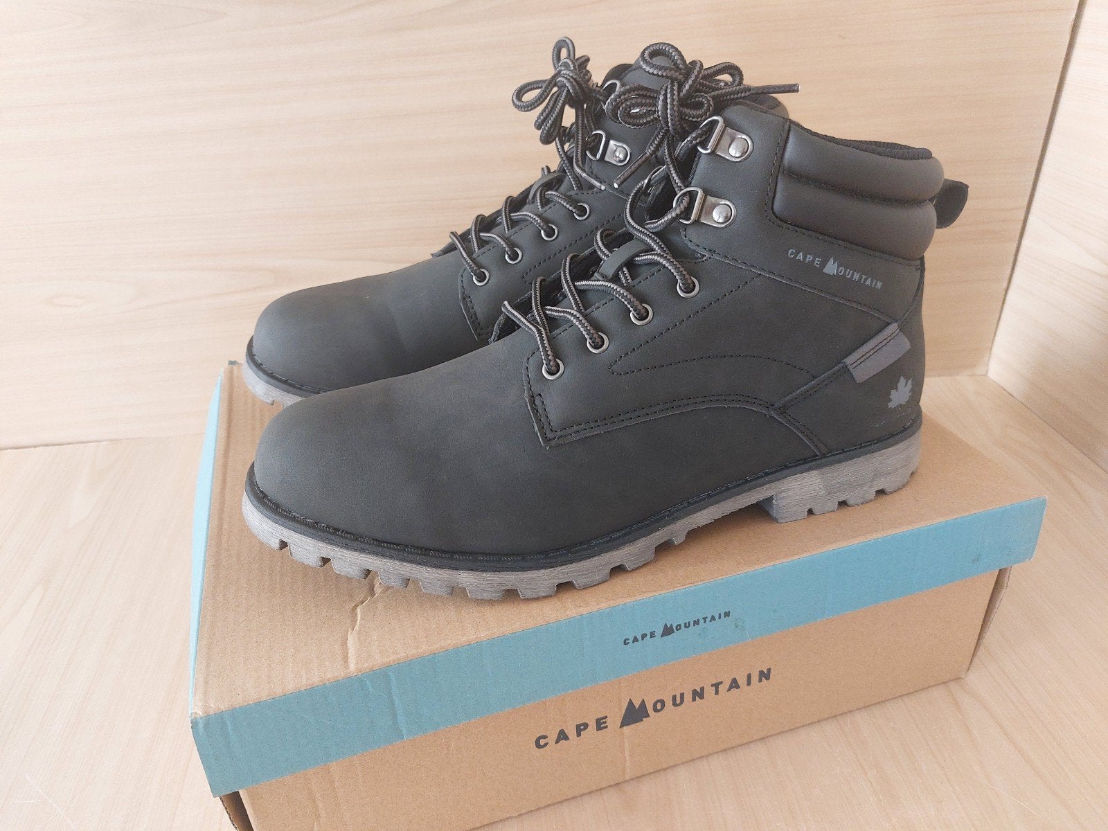 chaussure homme taille 44 neuf, Vêtements | Hommes, Enlèvement