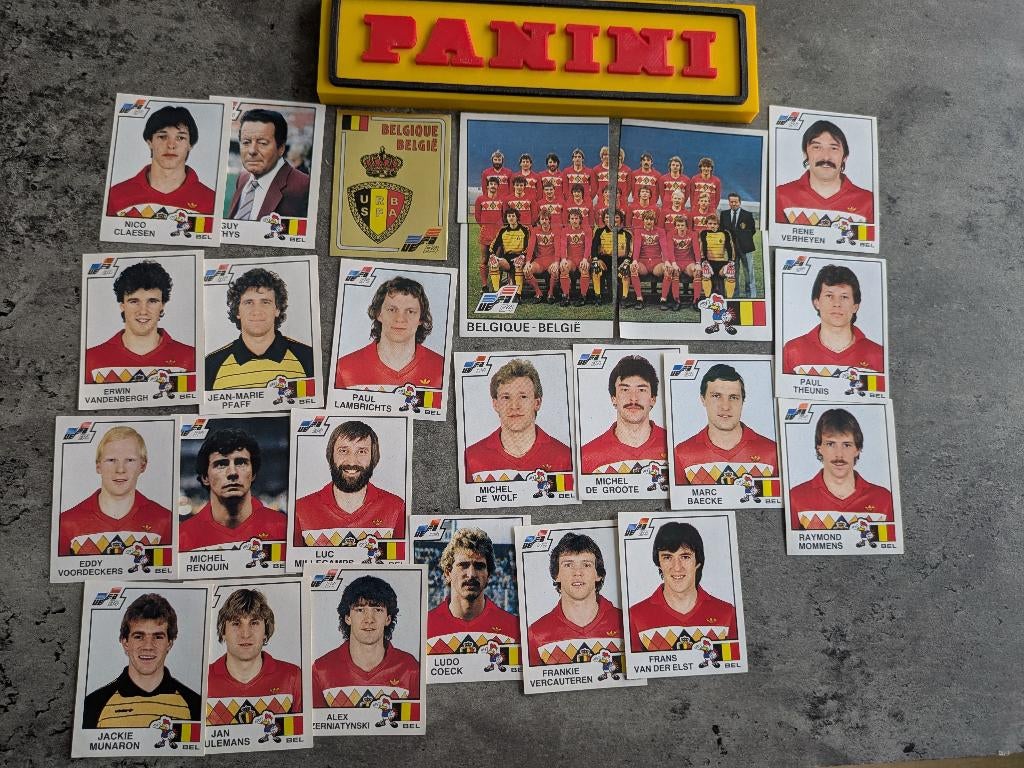 PANINI VOETBAL STICKERS EURO 84 BELGIE 25x rode duivels, Hobby en Vrije tijd, Verzenden, Nieuw