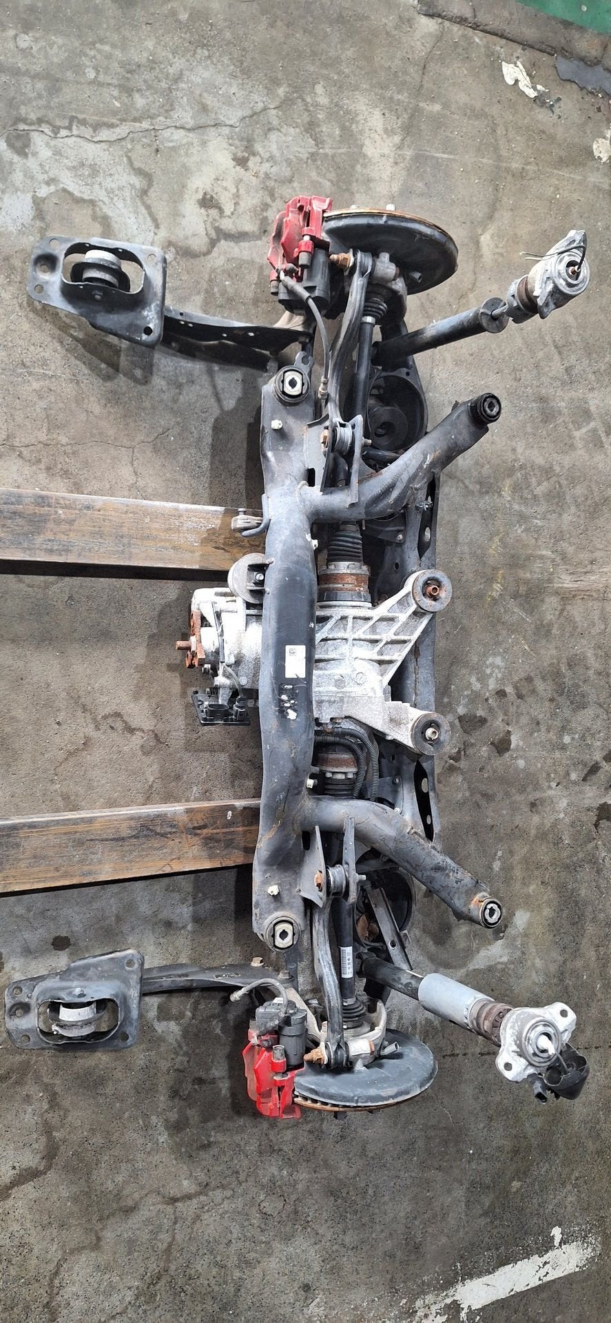 Complete Achteras Subframe Audi S3 RS3 Golf R 4x4 5Q0505235J, -, Audi, Utilisé, -