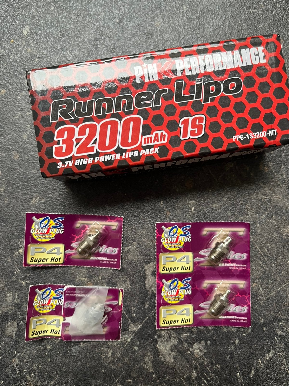 Pink Performance 3200 mAh 1S + 4 bougies P4 OS, Enlèvement, Neuf