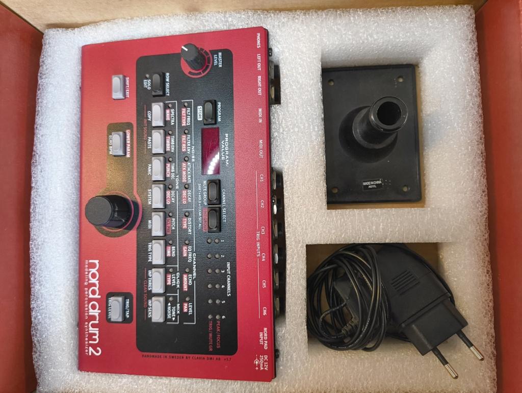 norddrum +3 Roland PD8 pads+ yamaha pedaal., Muziek en Instrumenten, Midi-apparatuur, Ophalen of Verzenden, Zo goed als nieuw