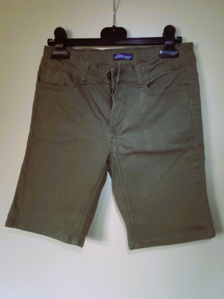 Jongenskleding – Short kakigroen – maat 146, Broek, Gebruikt, Ophalen of Verzenden, Jongen