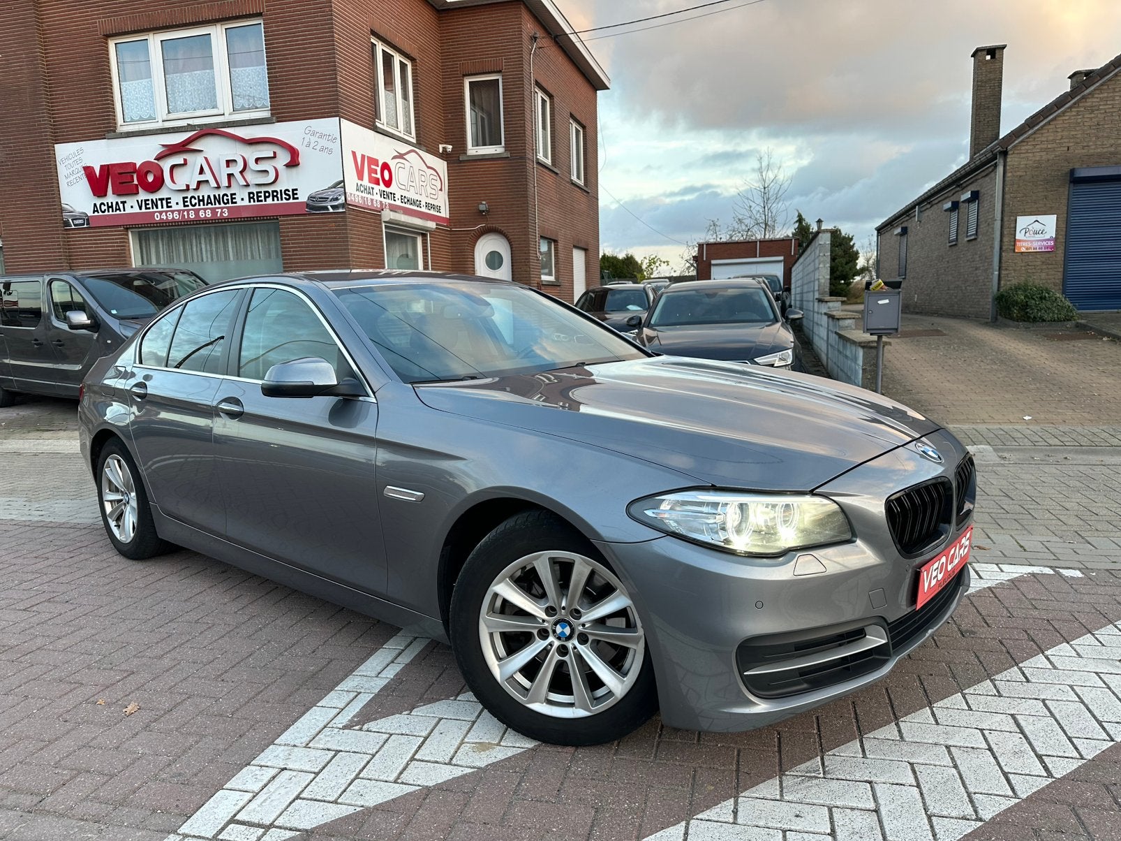 BMW 520 dA Auto. Euro 6B / GPS LED Cuir Capteurs Cruise, Auto's, Automaat, Dealer onderhouden, 1995 cc, 4 cilinders