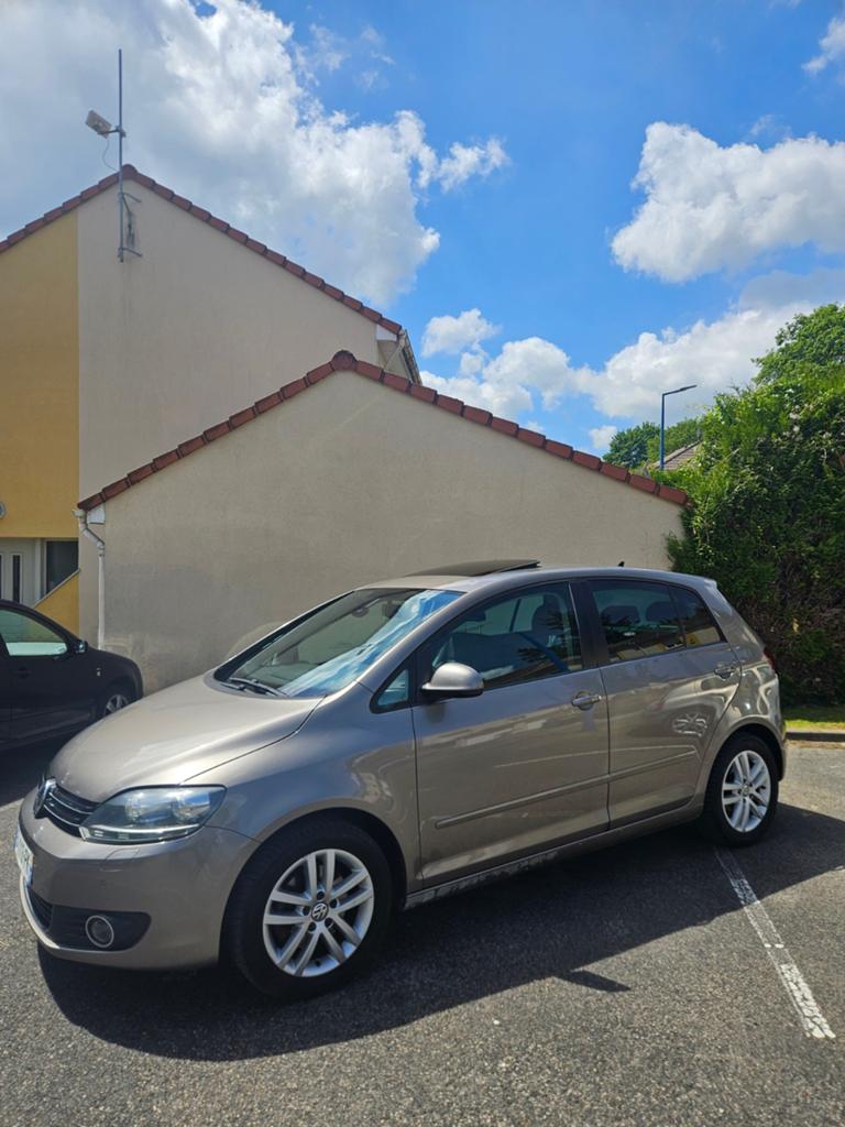 VOLKSWAGEN GOLF 6 PLUS CARAT 2L 140CH DSG6, Autos, Cuir, Commande vocale, Achat, Carnet d'entretien
