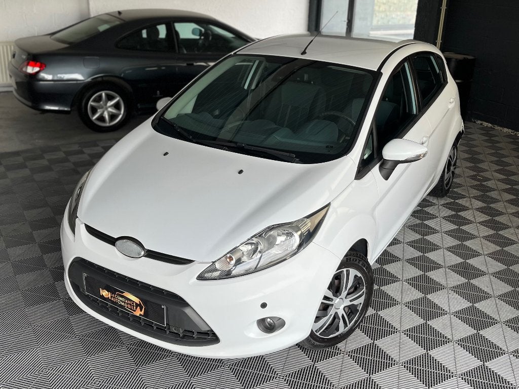 Ford Fiesta 1.6TDCI CT OK Car-Pass, Auto's, Voorwielaandrijving, Stof, Zwart, 4 cilinders