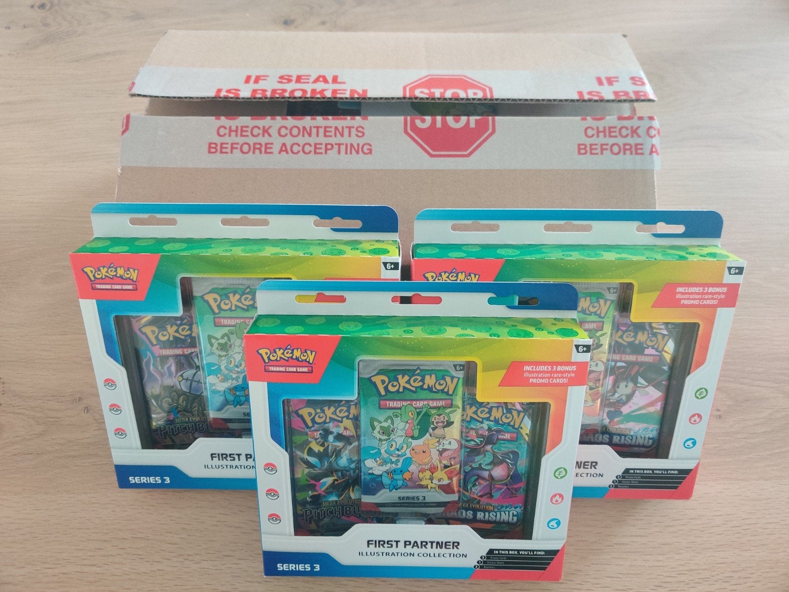 First Partner Illustration Collection Series 3, Enlèvement ou Envoi, Neuf, Booster box, Foil