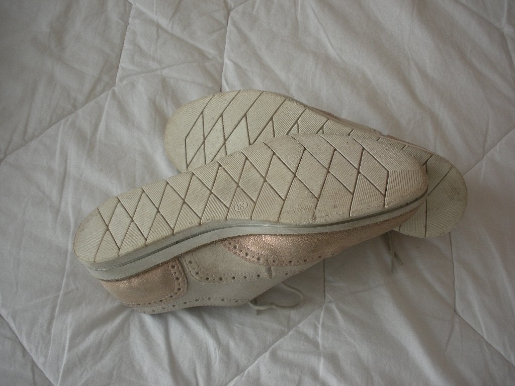 Paire de chaussures à lacets "MANO", point.39., Vêtements | Femmes, Chaussures, Beige, Comme neuf, Enlèvement, MANO