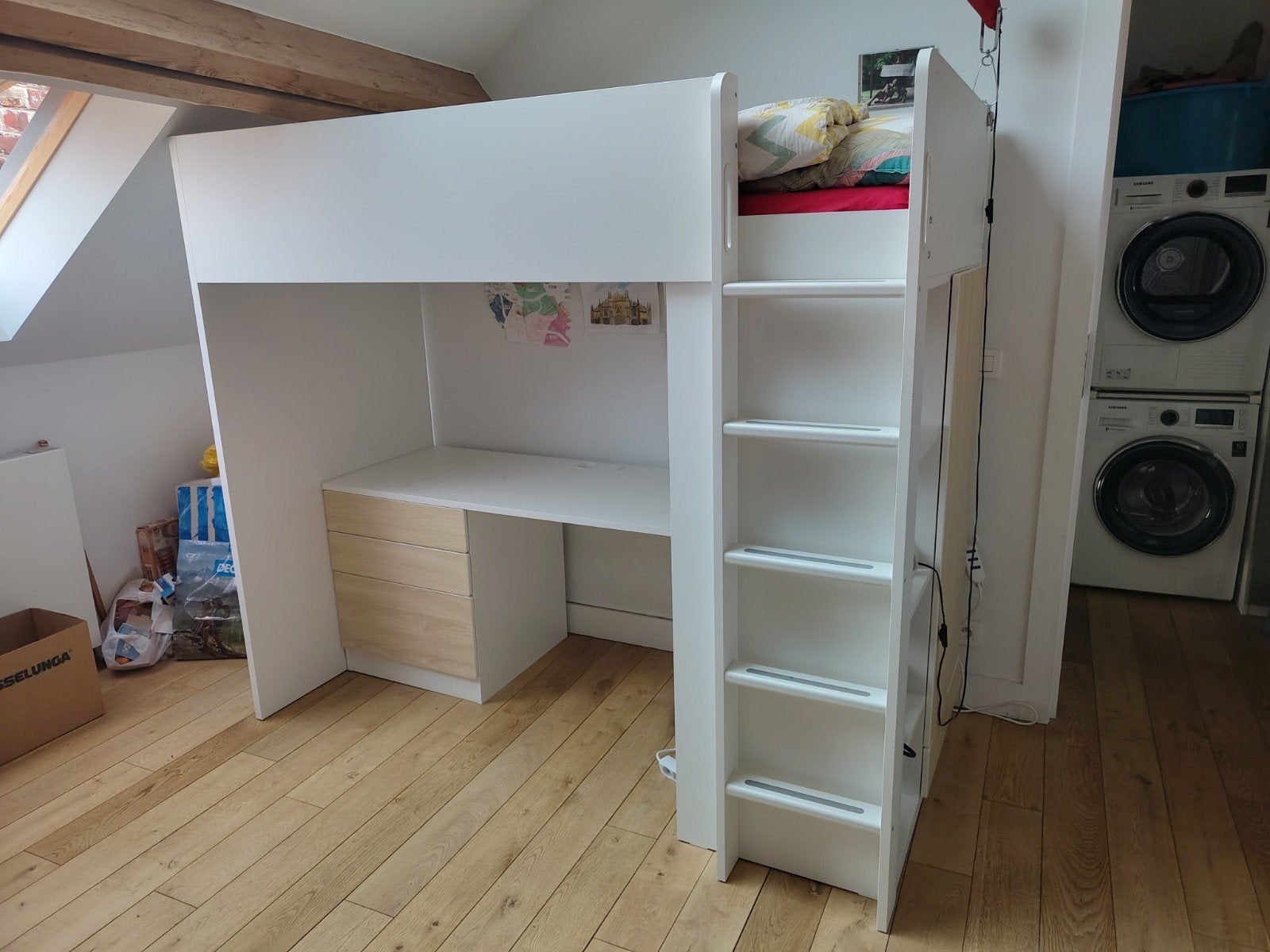 SMÅSTAD hoogslaper in wit en hout met bureau en opbergruimte, Ophalen, Gebruikt, Hoogslaper
