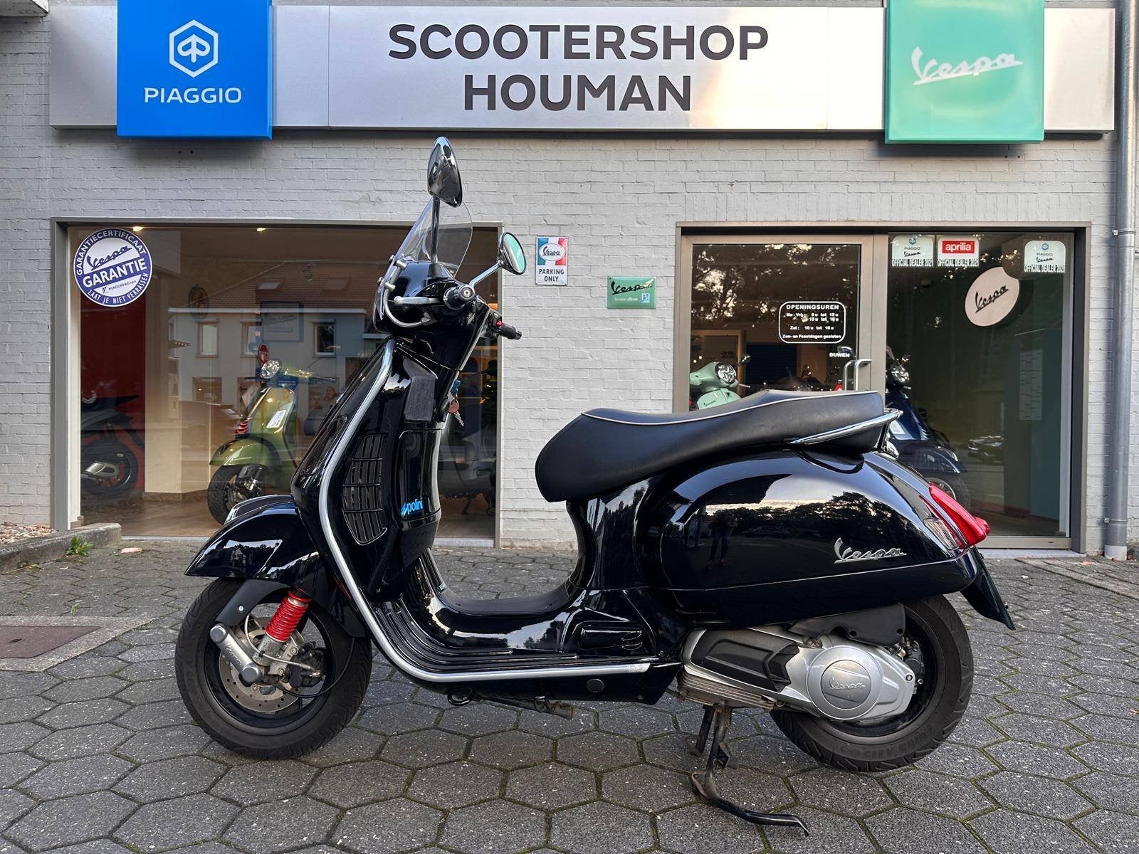 Vespa GTS 125cc Super 35427 Km (nr.44) (bj 2013), Fietsen en Brommers, Gebruikt, Overige modellen, 125 cc, Benzine