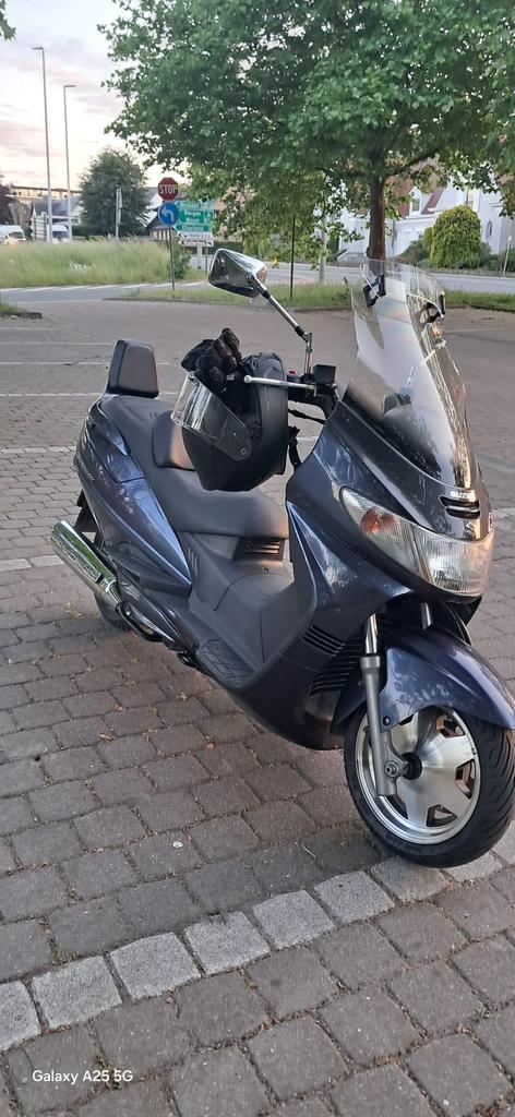Suzuki Burgman 400, Enlèvement ou Envoi, Classe B (45 km/h), Utilisé, Essence