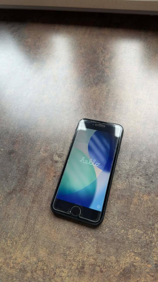 iPhone SE 2022 Noir - 64Gb, Télécoms, Téléphonie mobile | Apple iPhone, Enlèvement ou Envoi, Comme neuf, 64 GB, IPhone SE (2022)