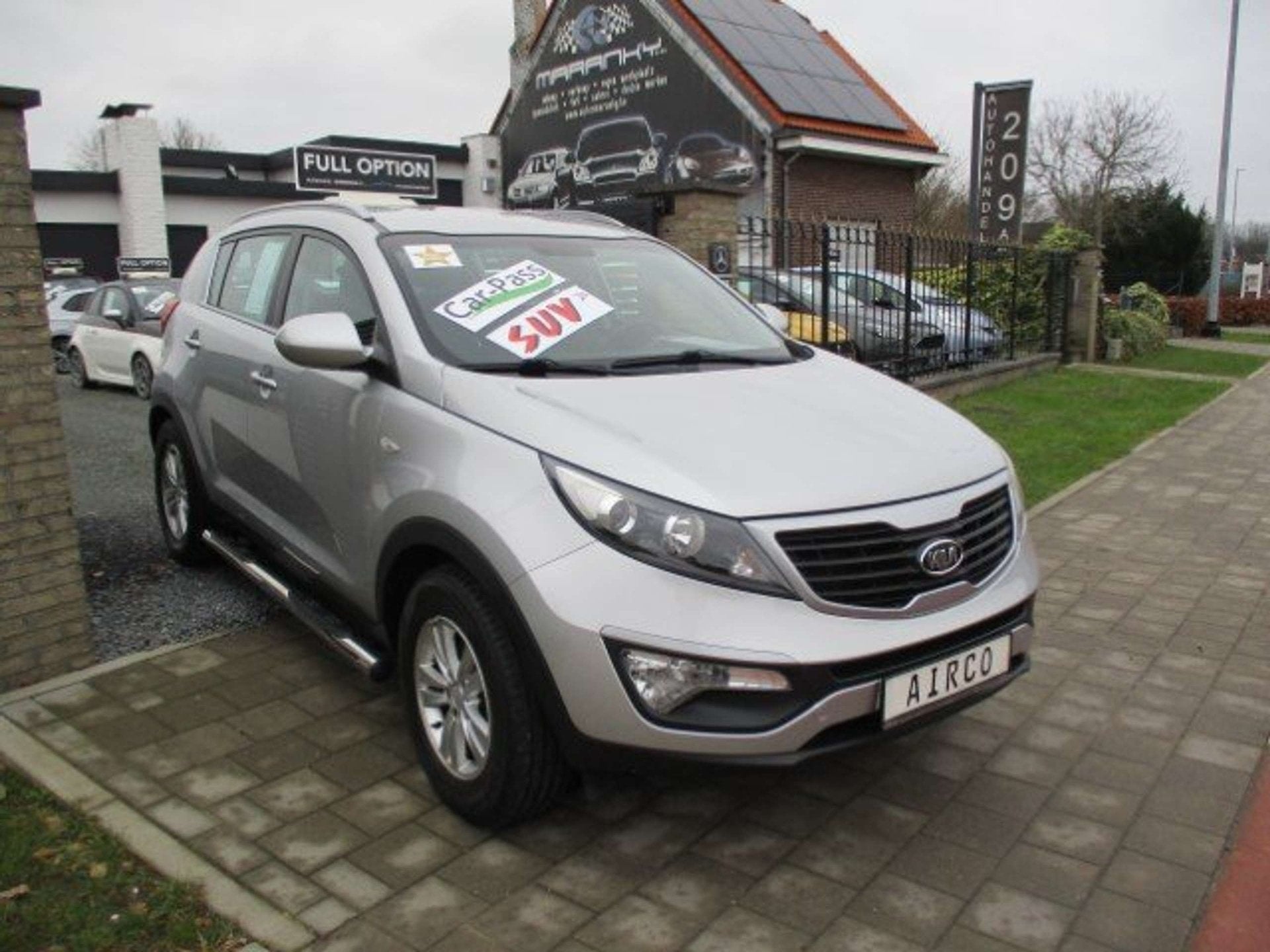 Kia Sportage 1.6i 2WD DYNAMIQUE ISG AIRCO ALU PDC TOPSTAAT 1, Achat, Boîte manuelle, Noir, 5 portes