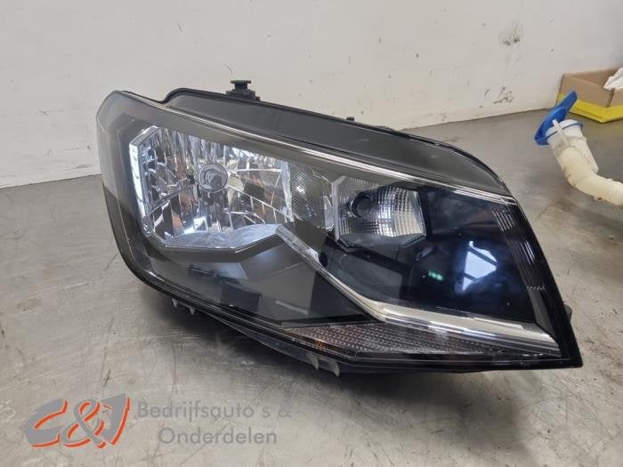 Koplamp rechts van een Volkswagen Caddy, Gebruikt, -, Volkswagen, -