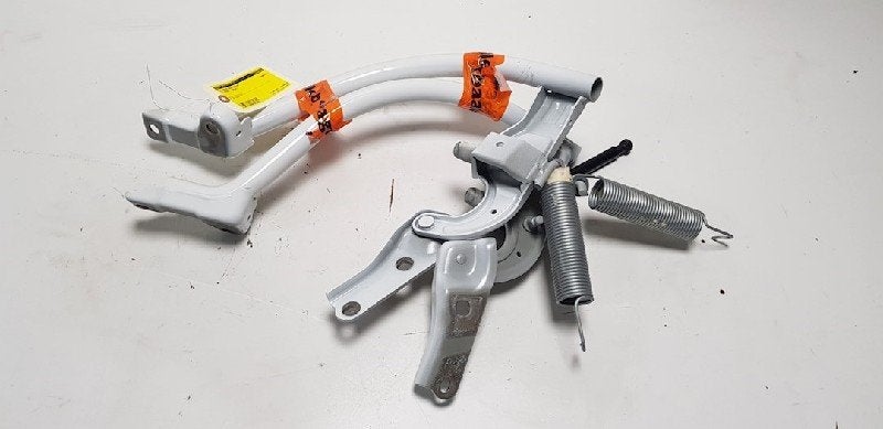 CHARNIERE DE COFFRE Passat (3G2) (|3G5827301A|3G5827302A|), Utilisé, Volkswagen