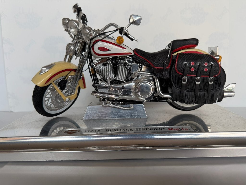 Harley-Davidson FLSTS Heritage Springer 1997 schaalmodel, Ophalen, Zo goed als nieuw