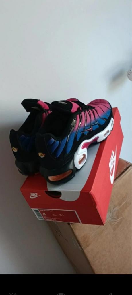 Nike air max tn maat 41 ,44 patta barca nieuw 65euro paar, Kleding | Heren, Ophalen