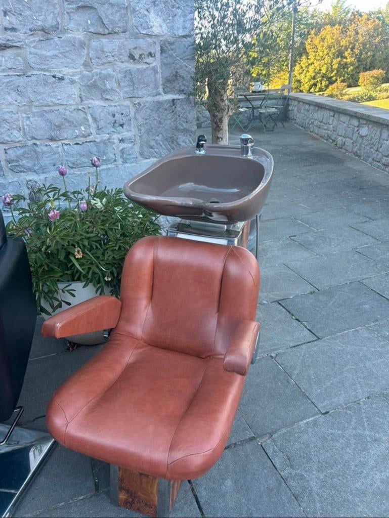 Vintage kappersstoel en wasbek, Huis en Inrichting, Ophalen, Gebruikt