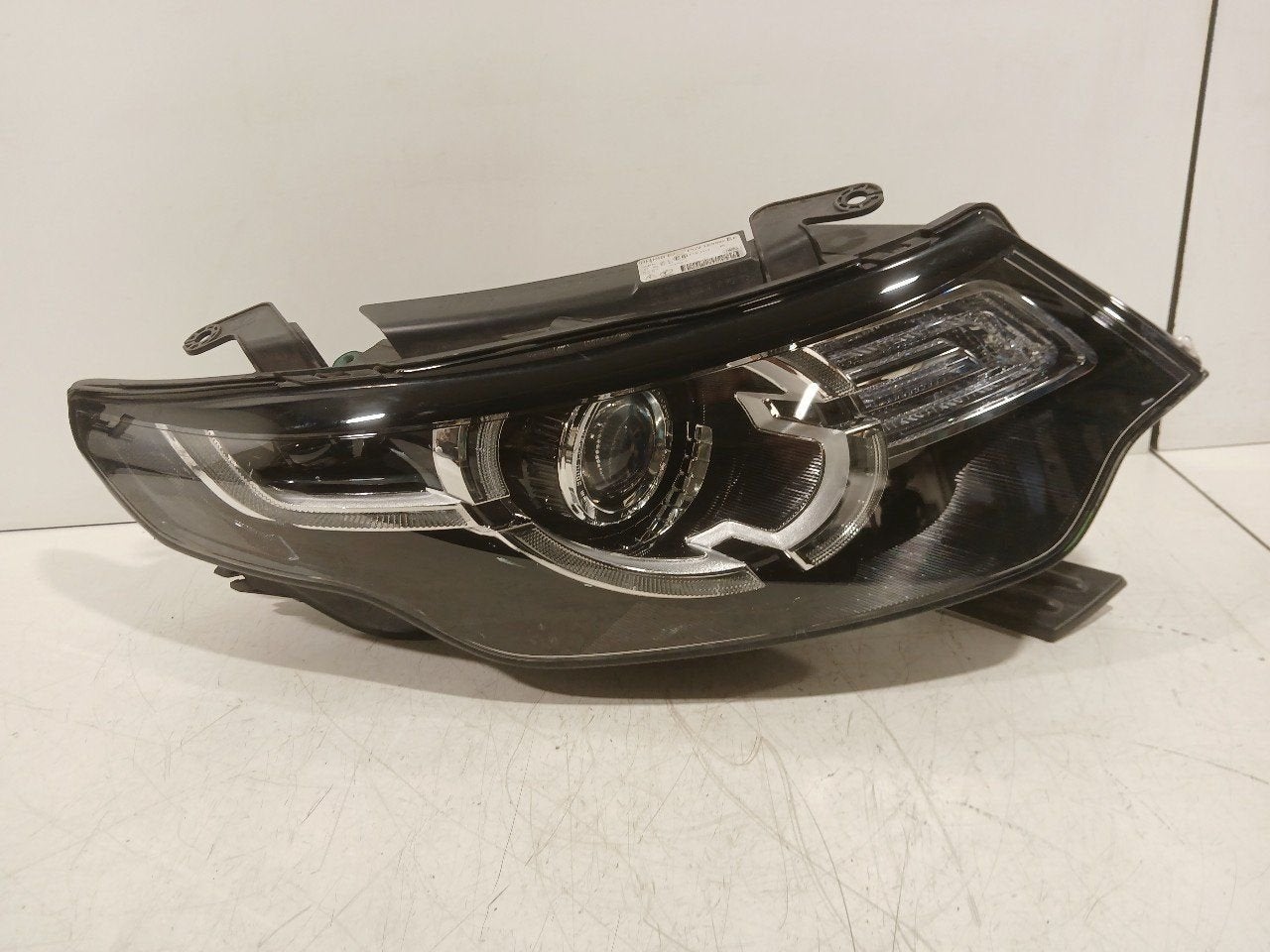 Koplamp rechts Land Rover Discovery, Onderdelen@venauto.nl, Van der Ven Autorecycling B.V., Ettenseweg 76, 4706 PB Roosendaal, The Netherlands