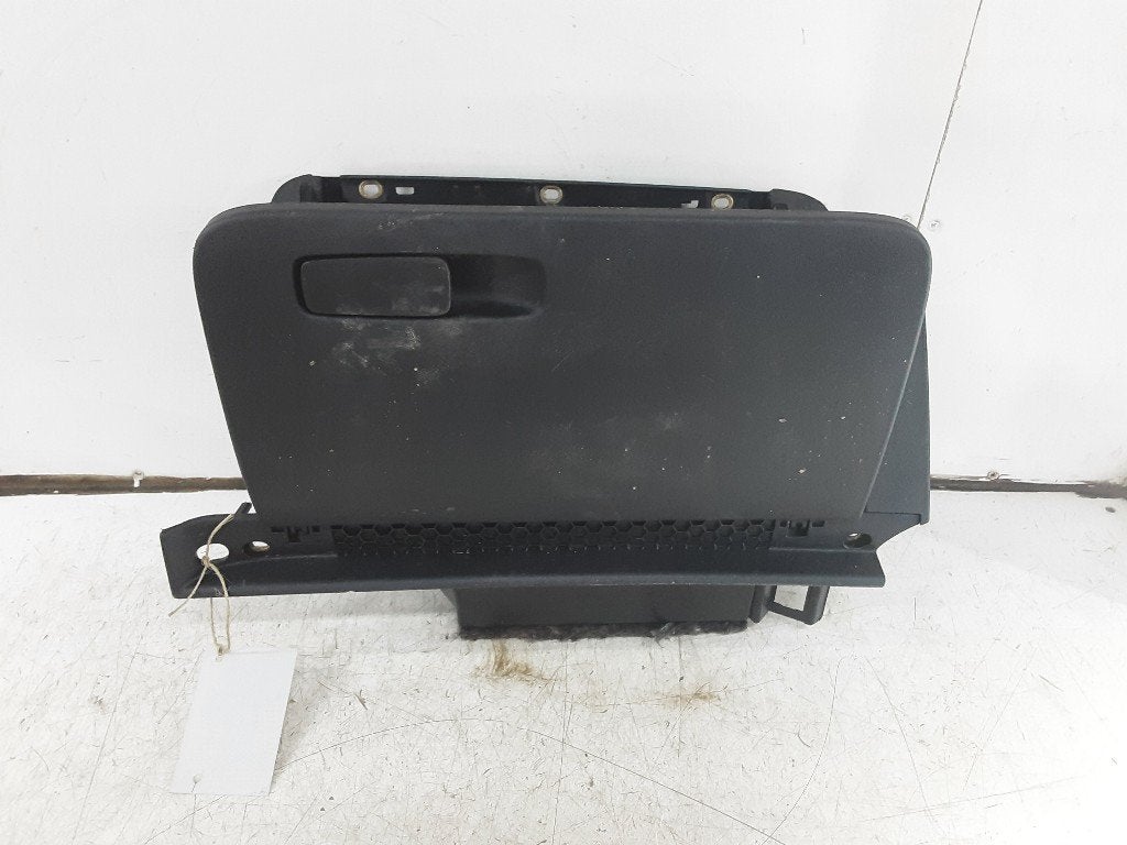 OPBERGVAK Audi A1 (8X1 / 8XK) (01-2010/10-2018), Info@audi.de, Audi, Audi AG, Gebruikt