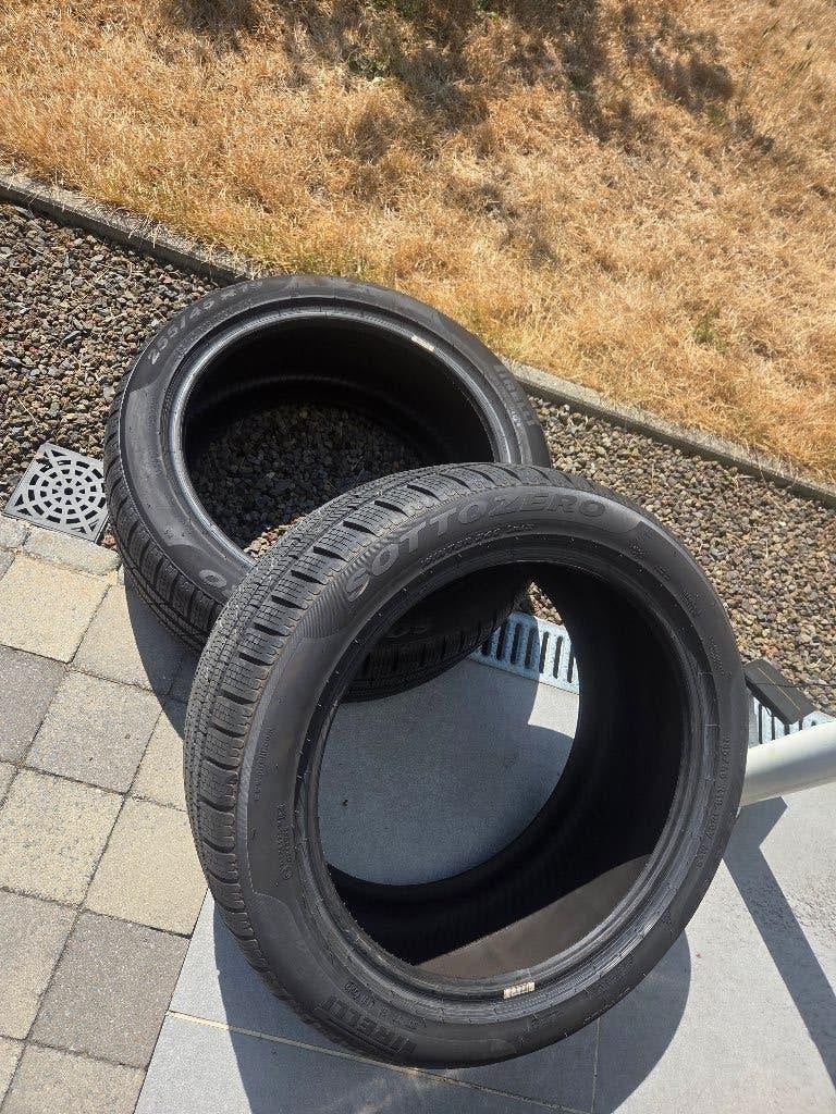 2 Winterbanden Pirelli Sottozero quasi nieuw maat 255/45/R19, Gebruikt, 255 mm, Winterbanden, Band(en)