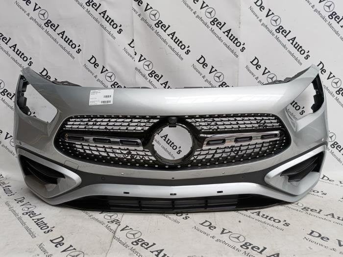 Voorbumper van een Mercedes GLA, Gebruikt, -, Ophalen of Verzenden, Bumper