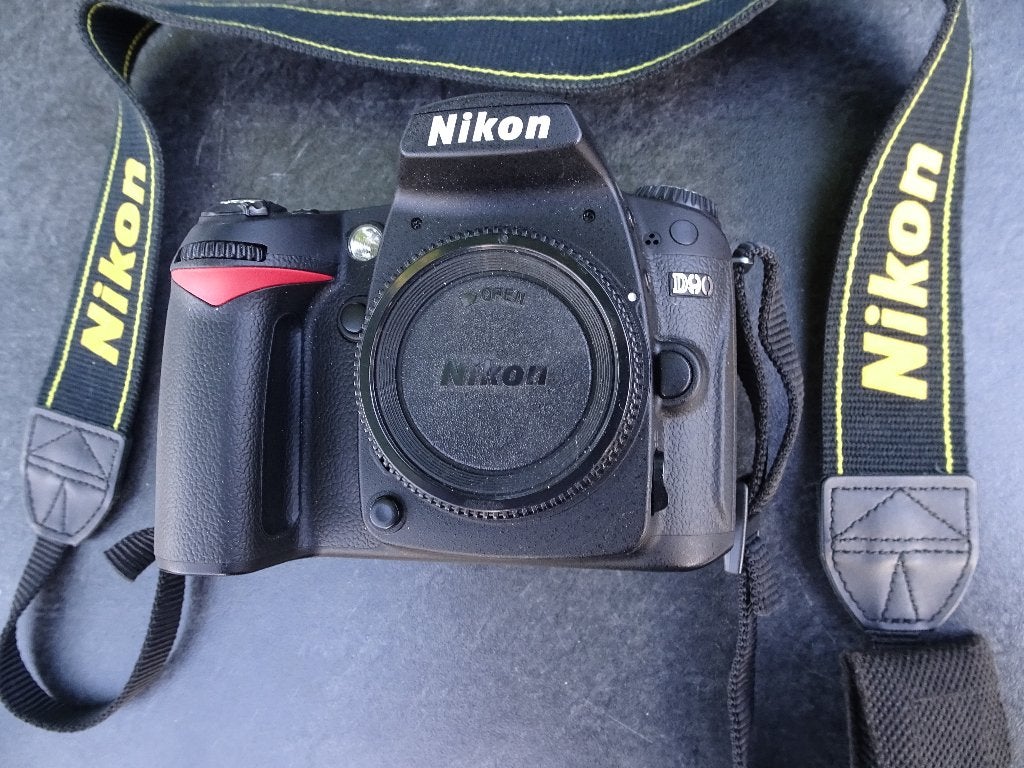 Nikon D90 + zoomlens AF 18-200mm - 1:3.5-5.6, Audio, Tv en Foto, Fotocamera's Digitaal, Ophalen, Spiegelreflex, Geheugenkaart