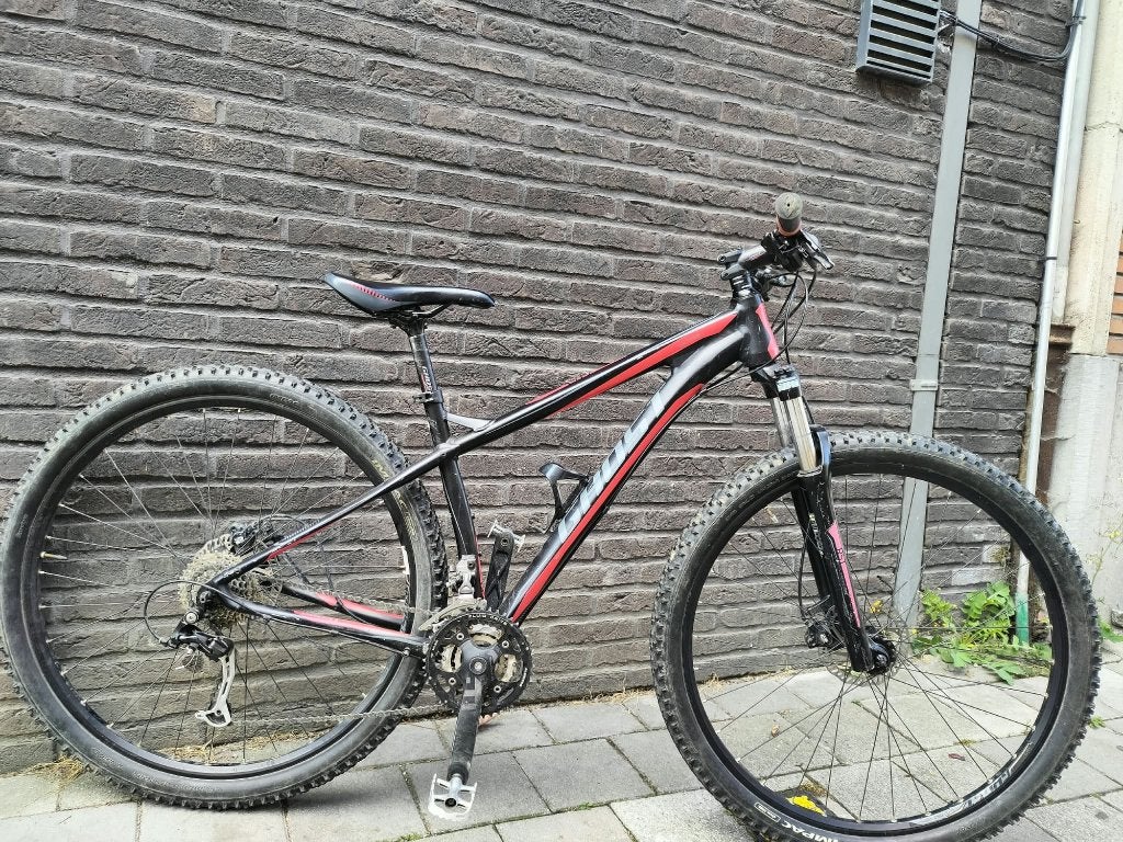 Vélo de montagne Ghost MTB VTT pour garçons, Enlèvement, Comme neuf