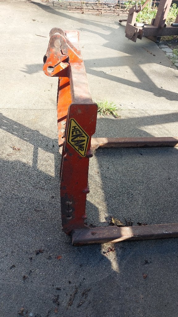 Palletvork, palletdrager van de fabrikant Hekamp, Ophalen