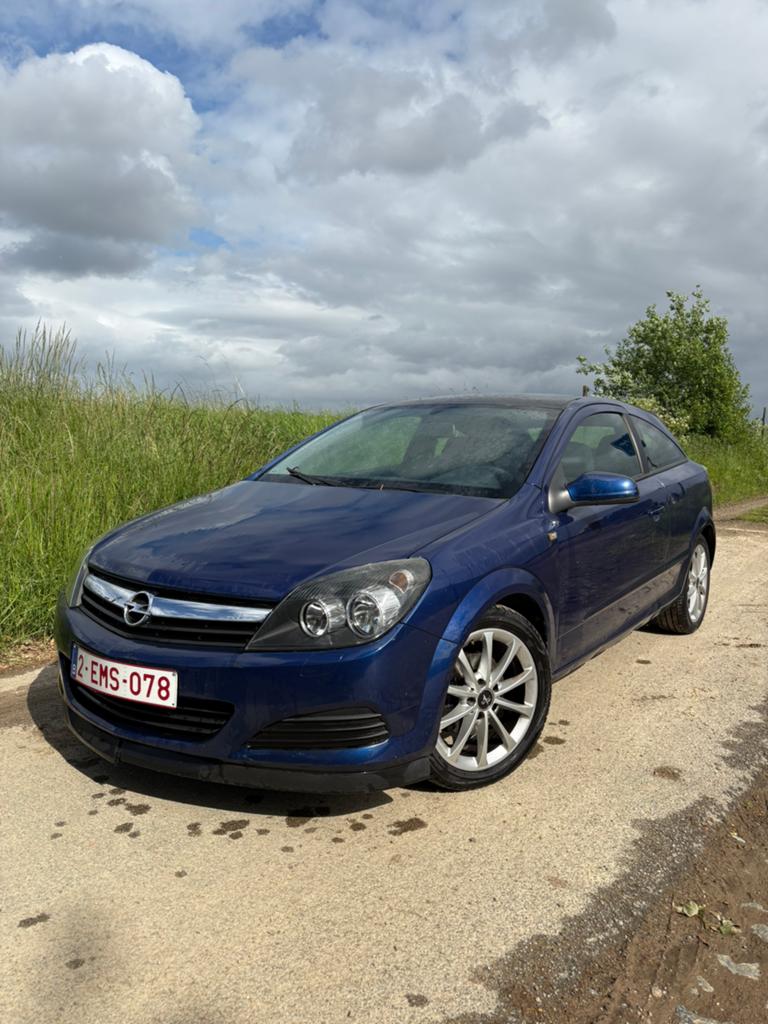 Opel Astra GTC 1.4 Essence Automatique Sport Clime 184000 km, Autos, Entreprise, Noir, 5 places, Automatique