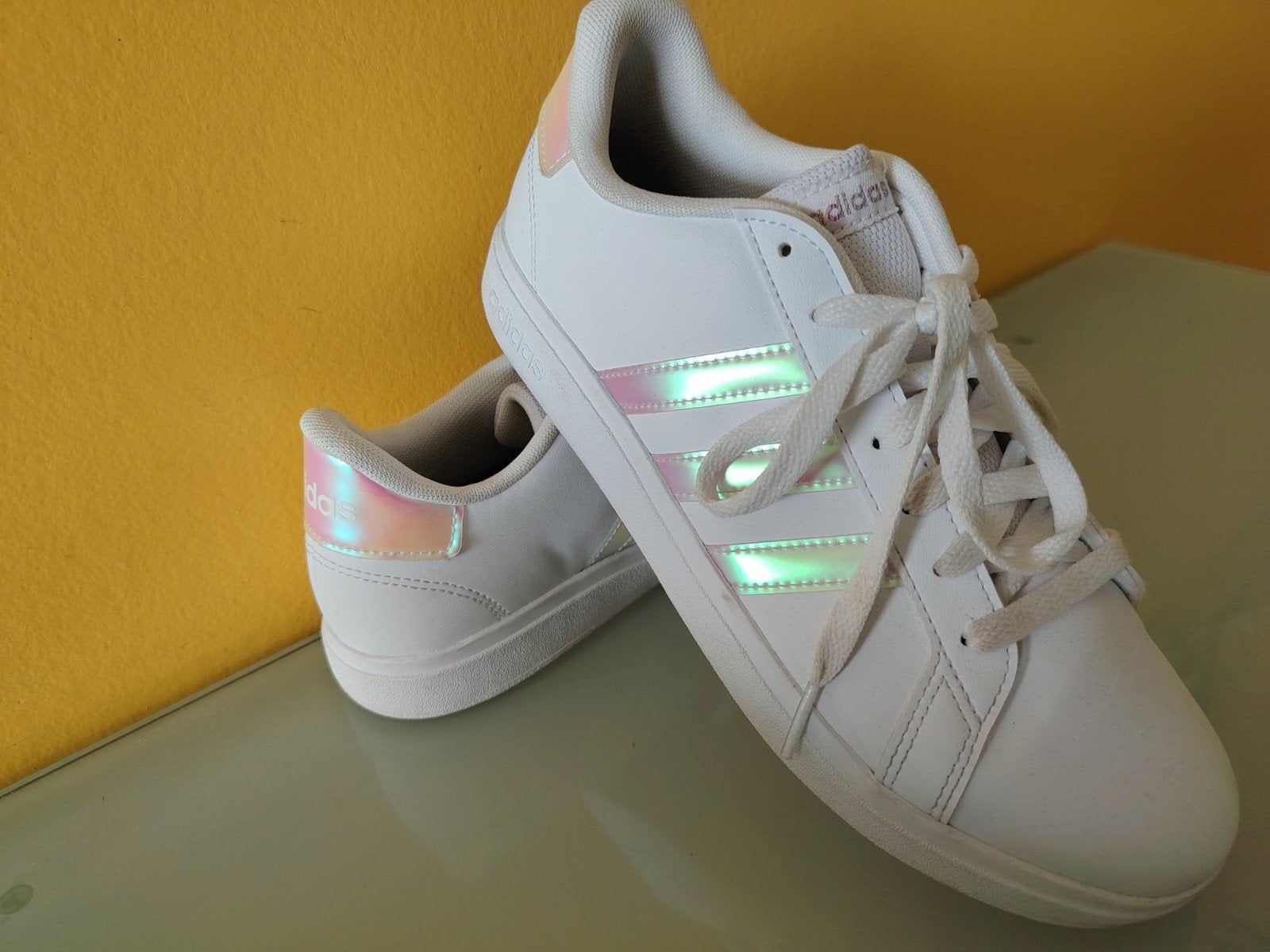 Adidas sneaker maat 39 1/3, Adidas, Sneakers et Baskets, Comme neuf, Enlèvement