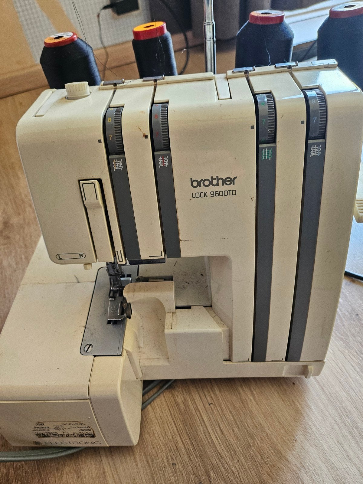 Brother lock machine, Ophalen, Lockmachine, Brother