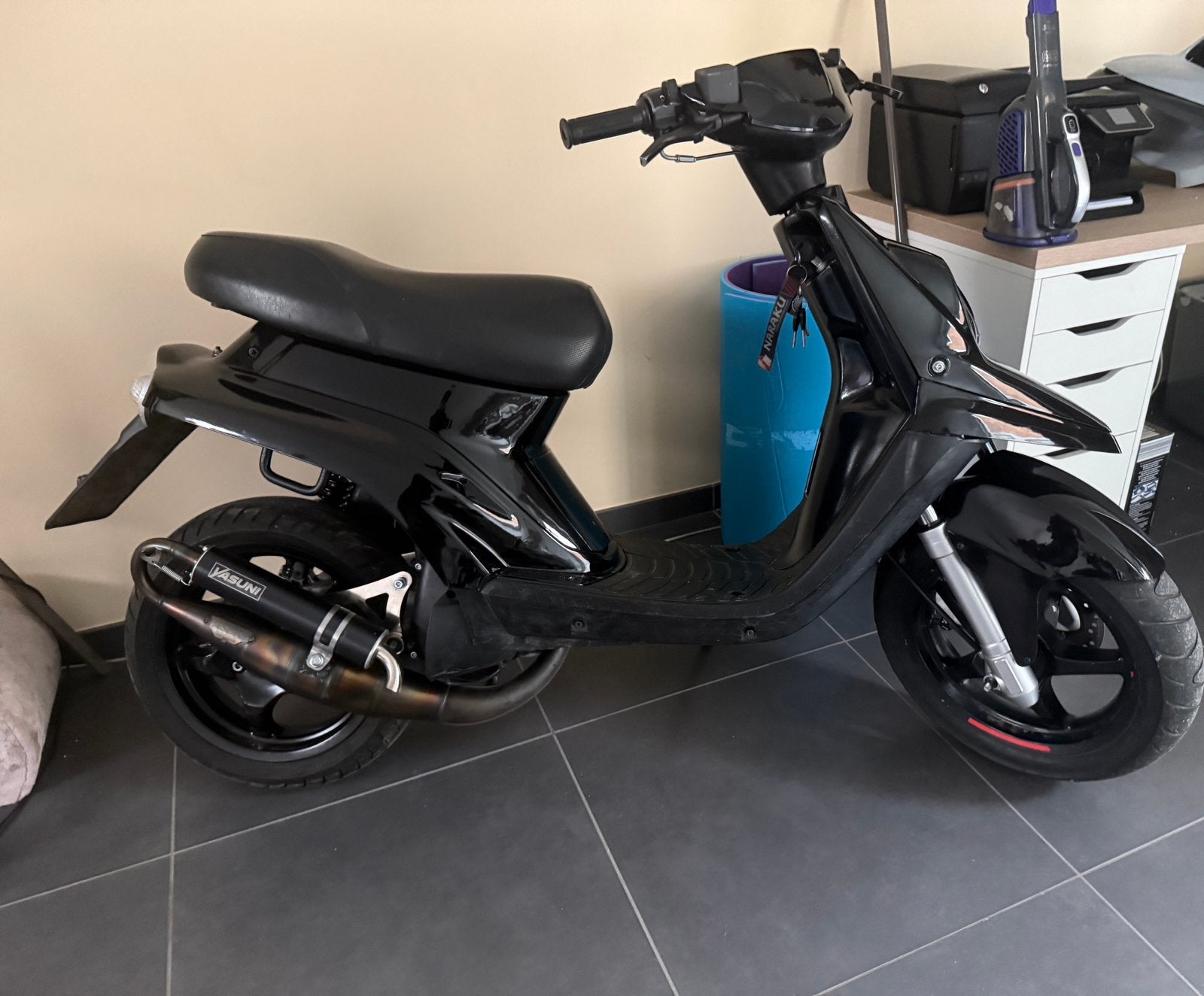 Prijspeiling mbk booster 70cc, Ophalen, Zo goed als nieuw