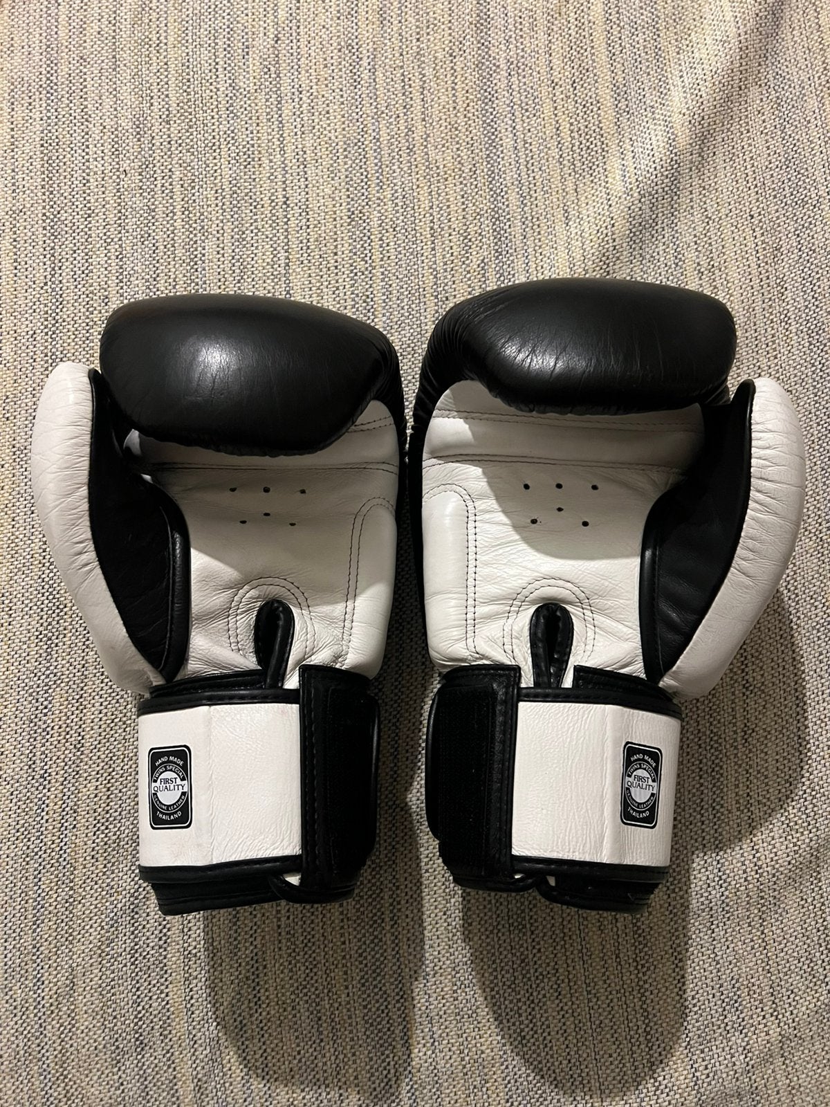 Gants de boxe spéciaux Twins 14 oz -Z.G.A.N !, Enlèvement ou Envoi, Comme neuf, Gants de boxe