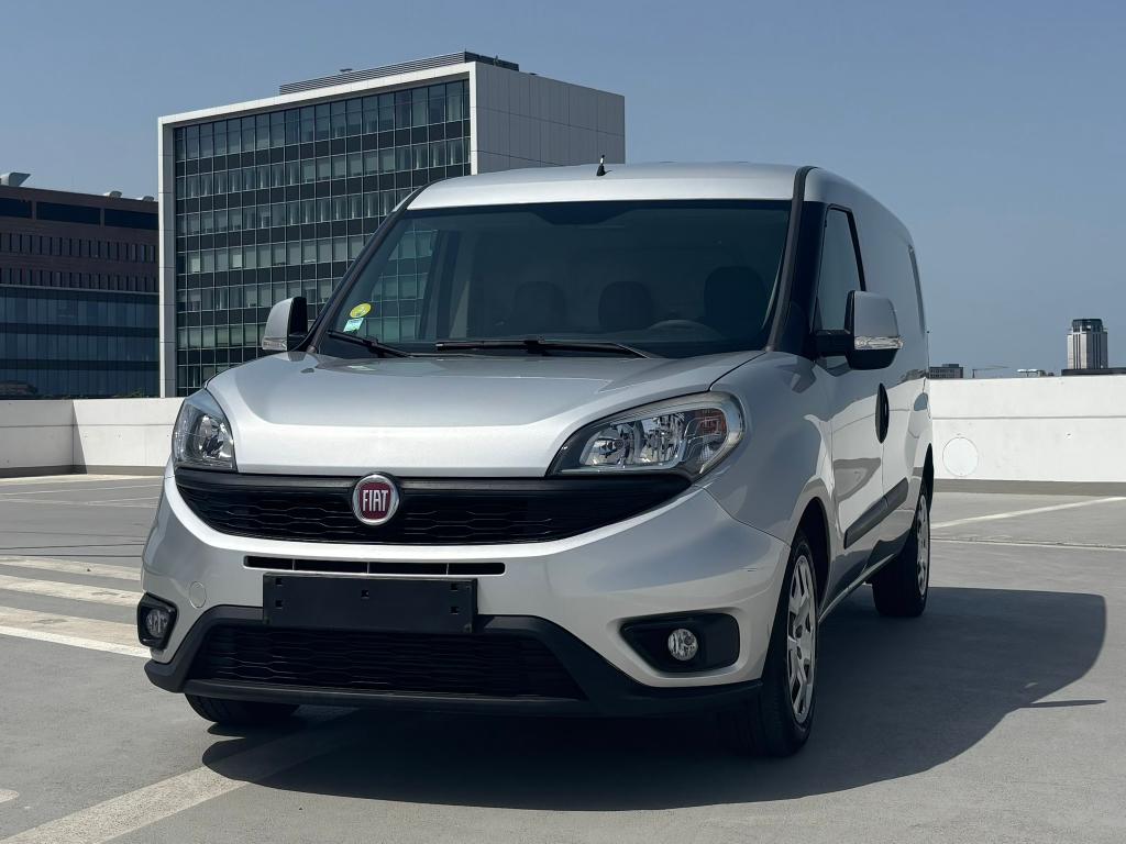 Fiat Doblò Cargo Maxi SX 1.6 MJet – 2018 – 113.000 km, Auto's, Voorwielaandrijving, 4 deurs, Stof, Grijs
