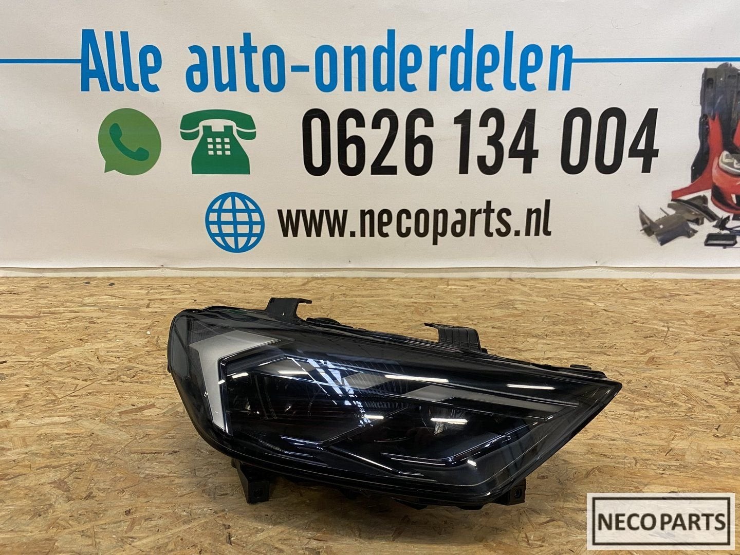 AUDI A1 82A VOL LED KOPLAMP RECHTS 82A941034F GEEN XENON, Gebruikt, -, -, -