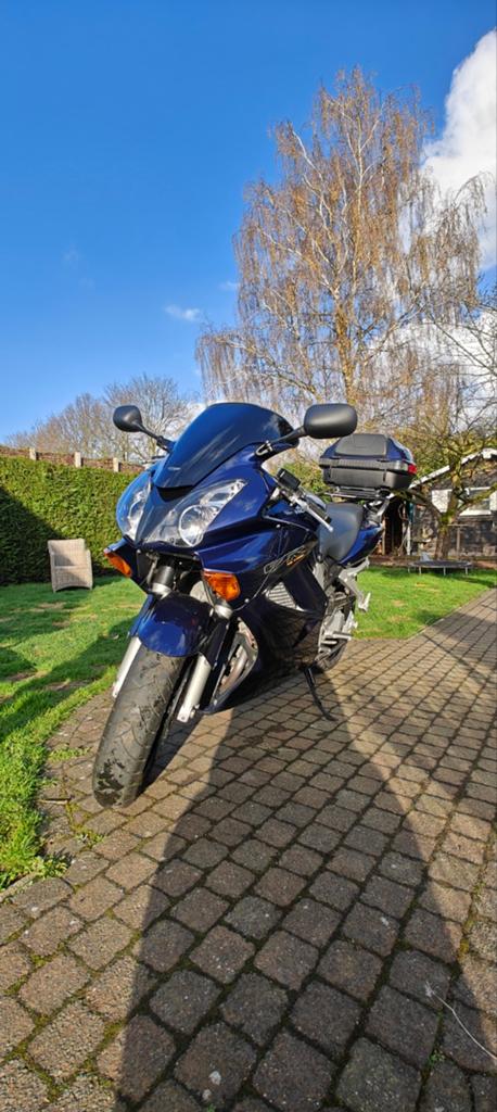 Honda VFR 800 2004, Sport, Particulier