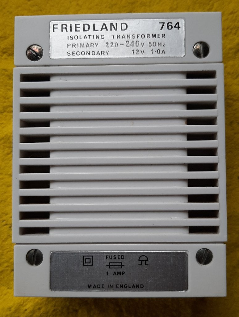 Nieuwe Friedland 764 Beltransformator (12V - 1A), Bricolage & Construction, Électricité & Câbles, Neuf, Onduleur, Enlèvement