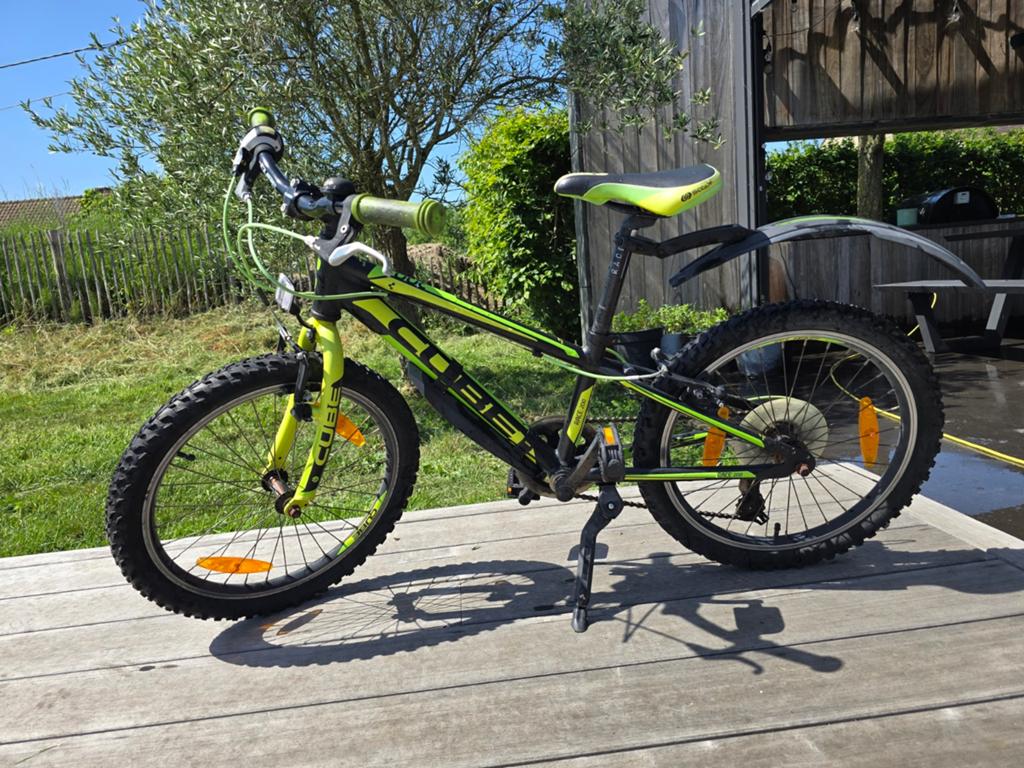 Kinderfiets Cube race 200, Fietsen en Brommers, Fietsen | Vouwfietsen, Ophalen