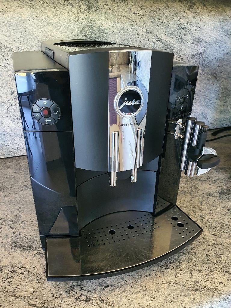 Jura C9, Machine à espresso, Reconditionné, Café en grains, 4 à 10 tasses