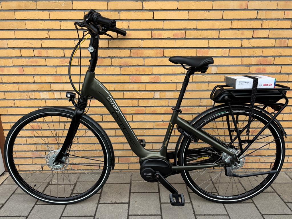 Oxford bosch-motor met maar 353km op de teller, Fietsen en Brommers, Elektrische fietsen, Zo goed als nieuw, Ophalen of Verzenden