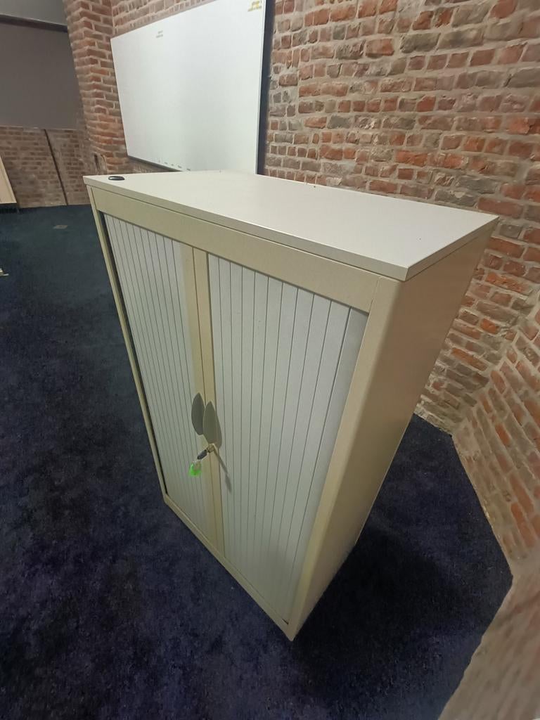 Bur, Huis en Inrichting, Ophalen
