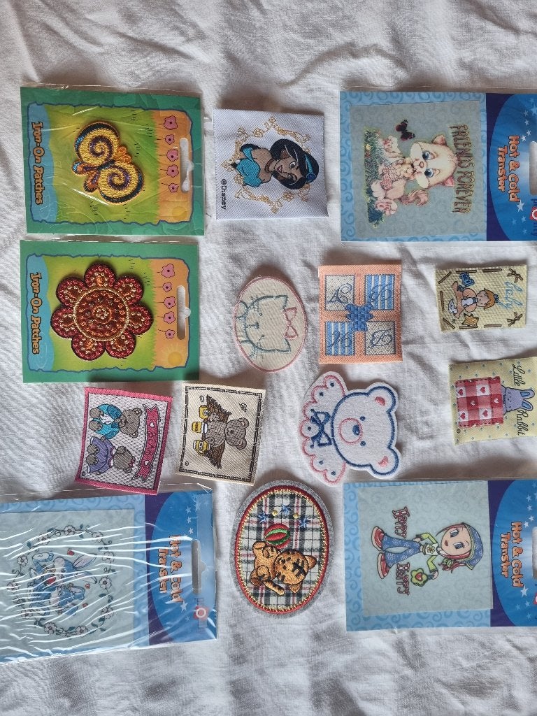 Lot (9)  14 emblemen  / patches  / applicaties, Hobby en Vrije tijd, Ophalen of Verzenden, Nieuw, Applicatie