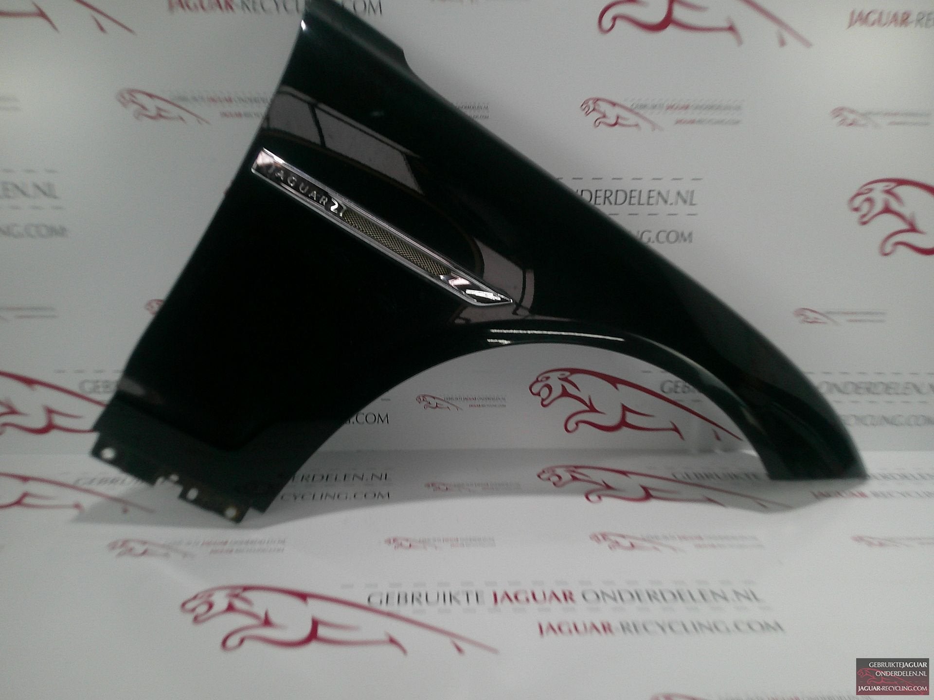 Spatbord rechts voor zwart Jaguar XJ  X351 C2D16791, -, Droite, Utilisé, Jaguar