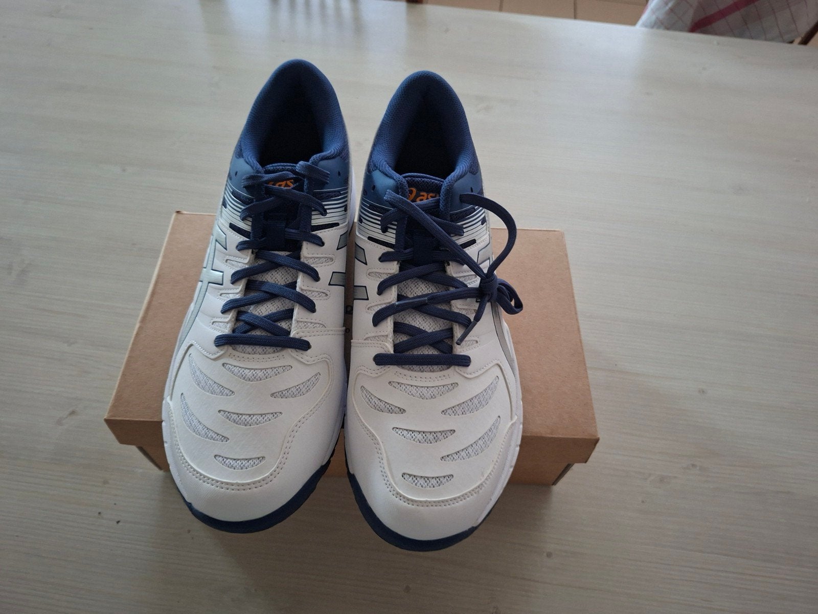 Chaussures de sport Asics, taille NEW, Enlèvement, Neuf, Chaussures