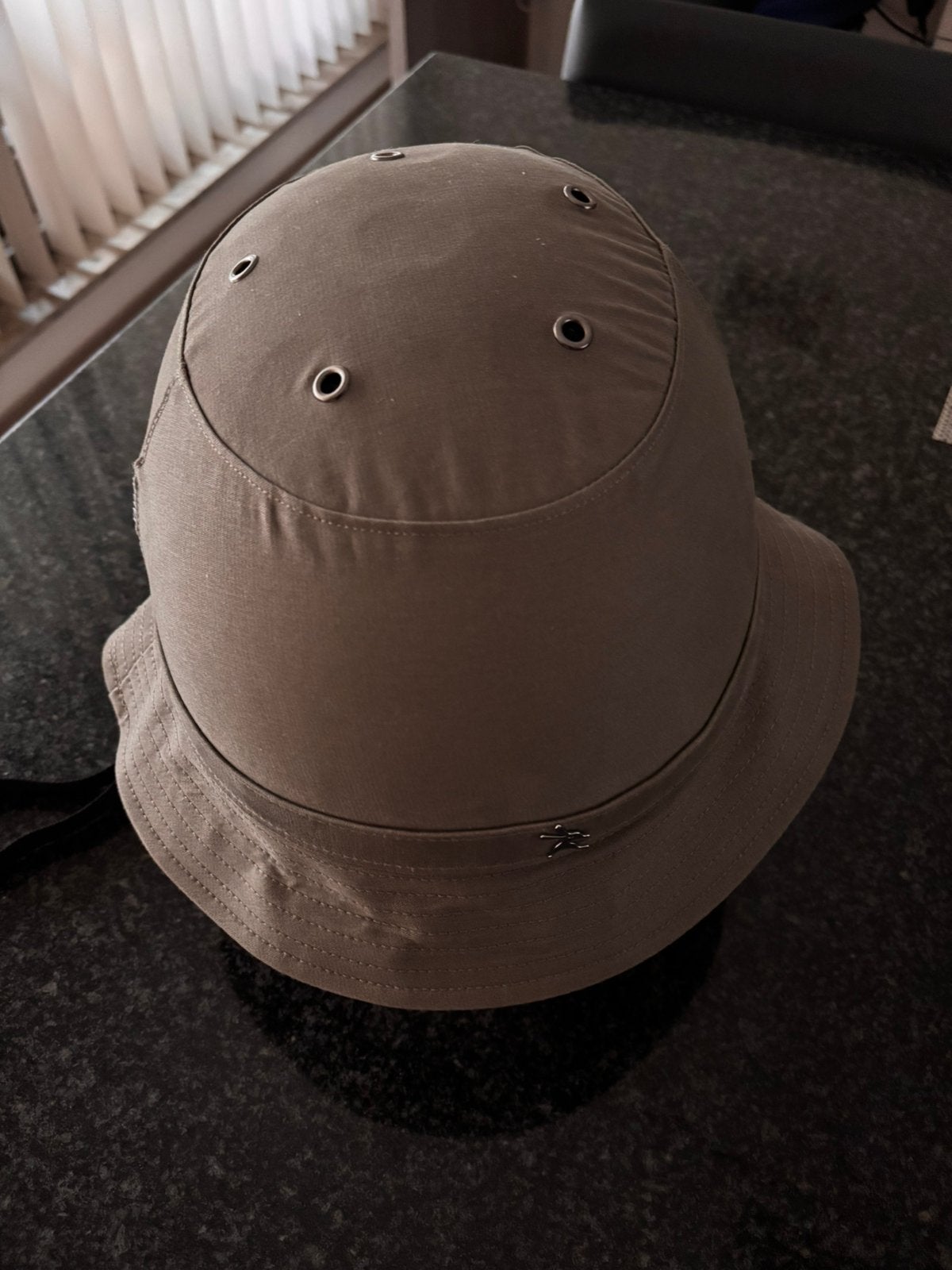 YAKKAY Fietshelm XL met kakki cover, Ophalen, Zo goed als nieuw, XL