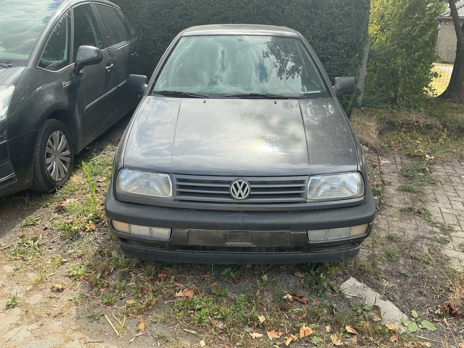 Volkswagen Vento Oldtimer 1994 - Voiture particulière, Autos, Achat, Entreprise, Berline, Essence
